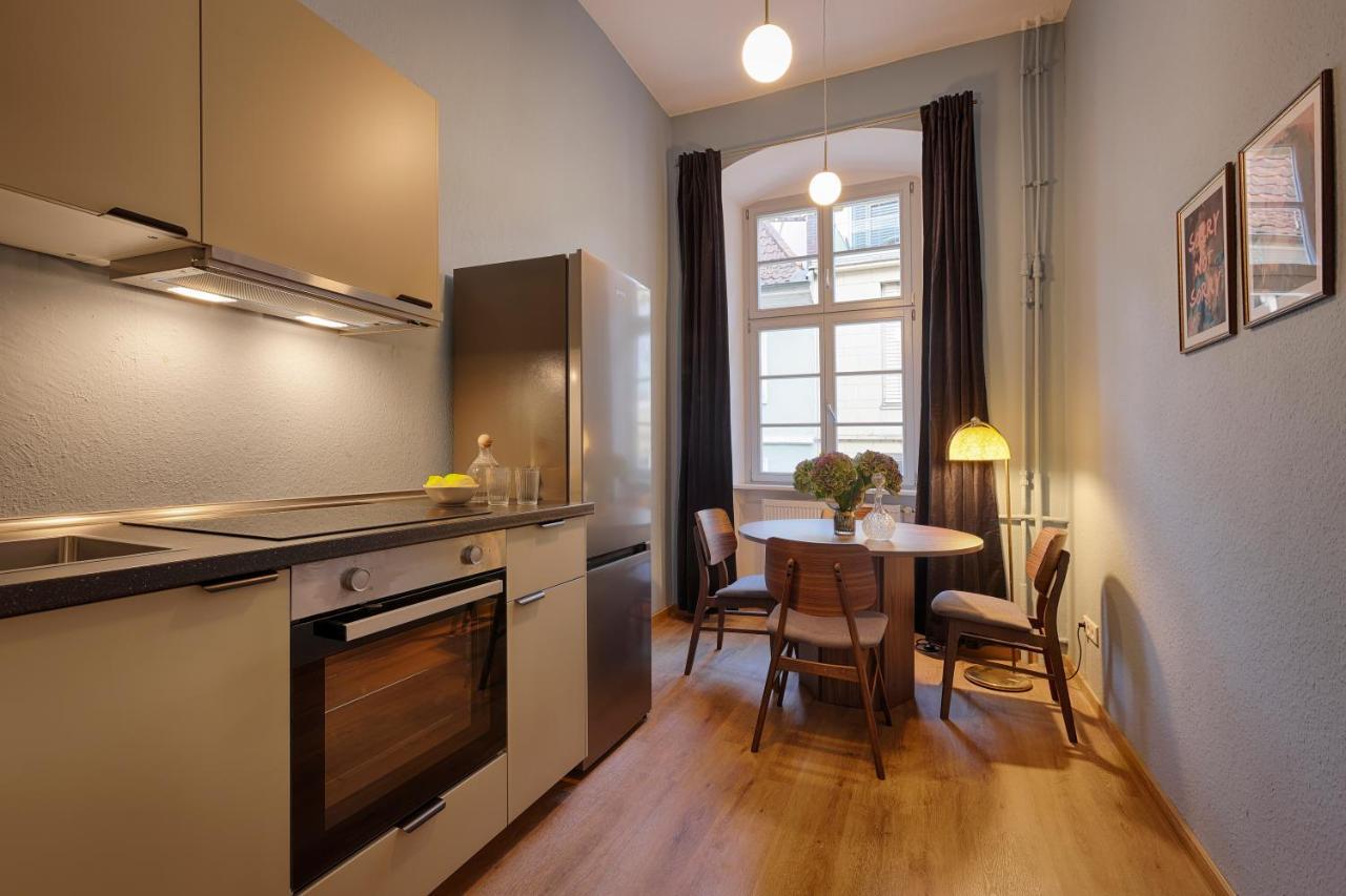 Homie Stay Am Marktplatz - Wohnen Im Historischen Balthasar-Neumann-Apartment Würzburg Buitenkant foto